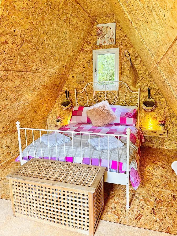 Robin Goch Retreat Hotel Carmarthen Bagian luar foto